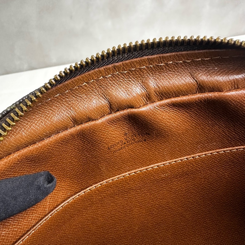 Louis Vuitton 23 手拿包-14