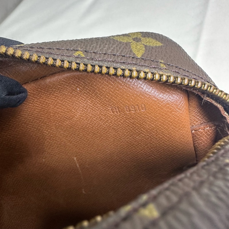 Louis Vuitton 23 手拿包-16