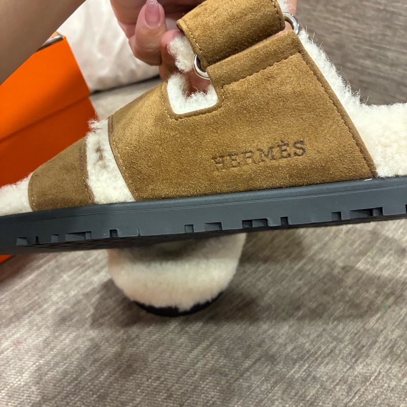 愛馬仕hermes chypre 二舅拖鞋 涼鞋 男款 麂皮 棕色 全新尺寸39.5-2