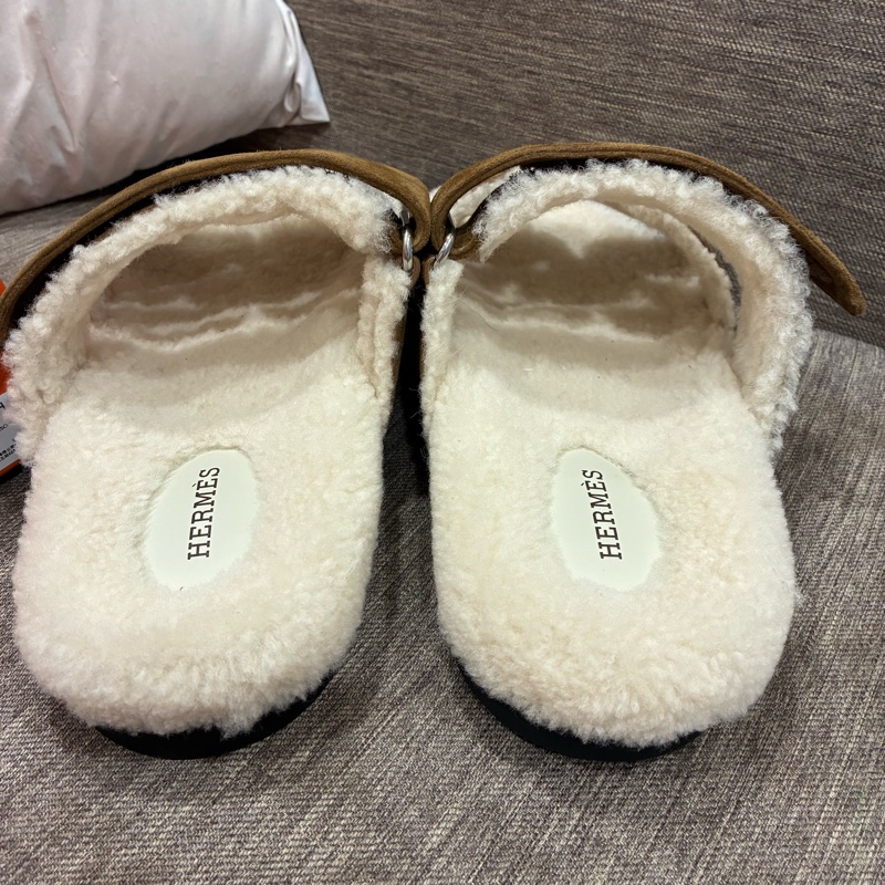 愛馬仕hermes chypre 二舅拖鞋 涼鞋 男款 麂皮 棕色 全新尺寸39.5-6