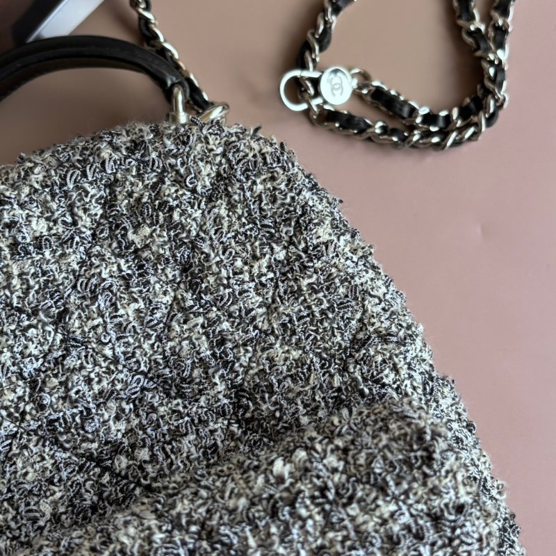 ::CHANEL:: 針織毛呢小後背包 斜背包 多功能包 Tweed backpack Chanel Grey in Twee-15