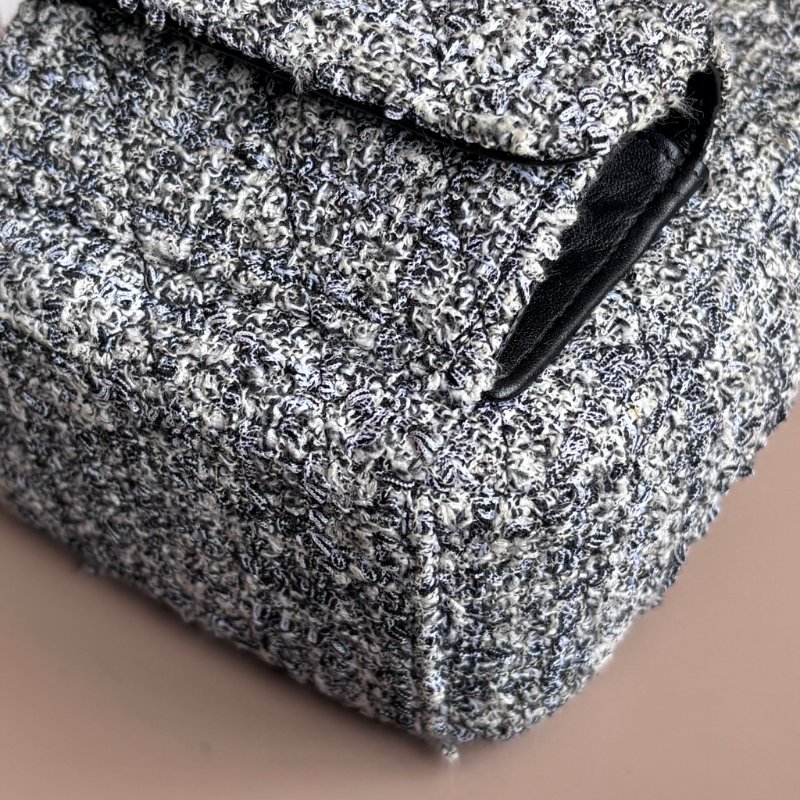 ::CHANEL:: 針織毛呢小後背包 斜背包 多功能包 Tweed backpack Chanel Grey in Twee-21