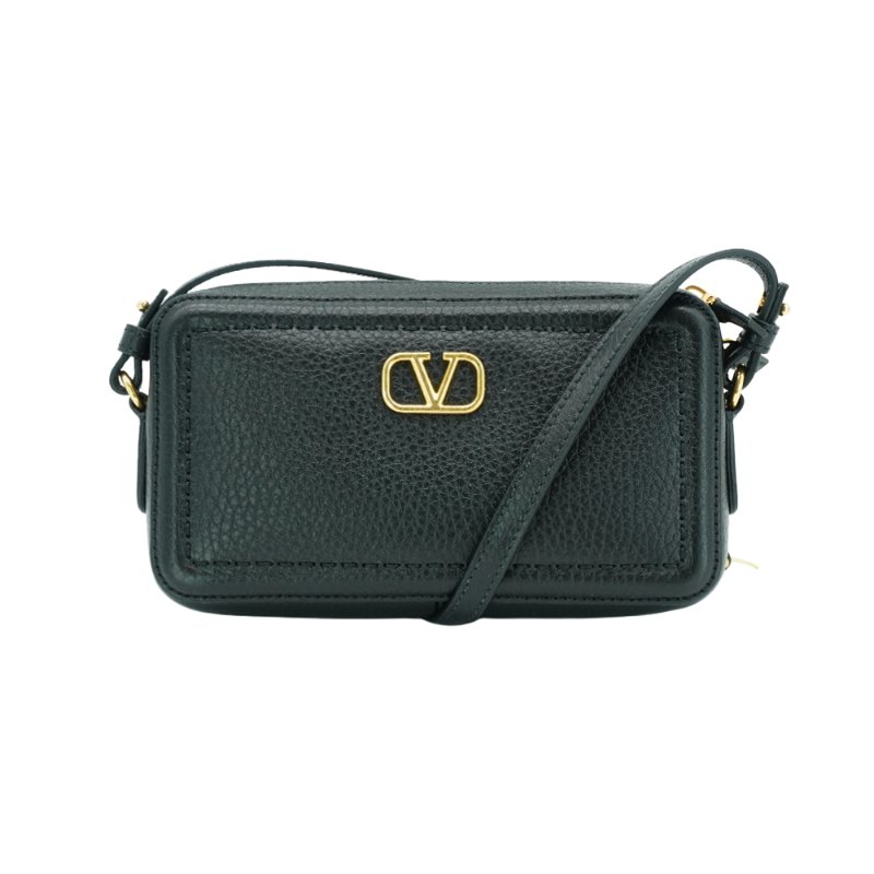 Valentino Garavani 金logo牛皮拉鍊斜背相機包(黑)-0