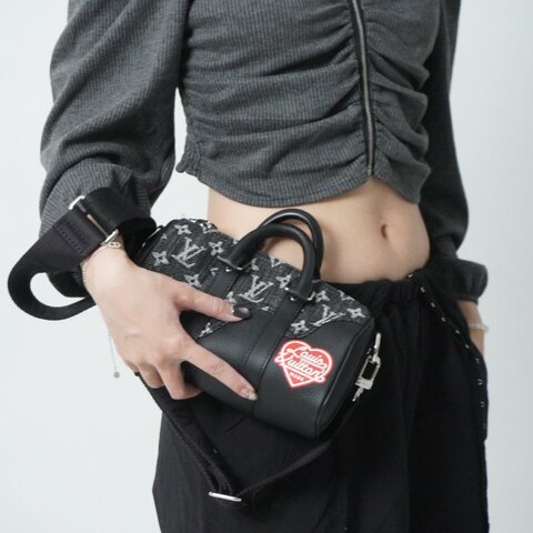 Louis Vuitton Nigo Keepall XS 愛心塗鴉牛仔布拚牛皮二用斜背包(M81010-黑)