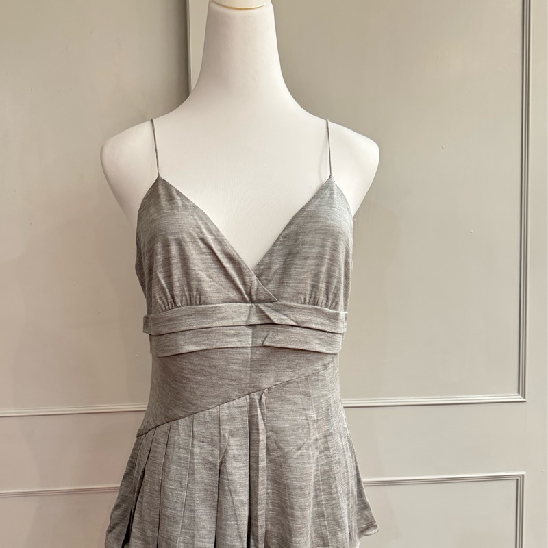 近新正品Dior迪奧淺灰色料子很舒服背心上衣F40(M~L)-0