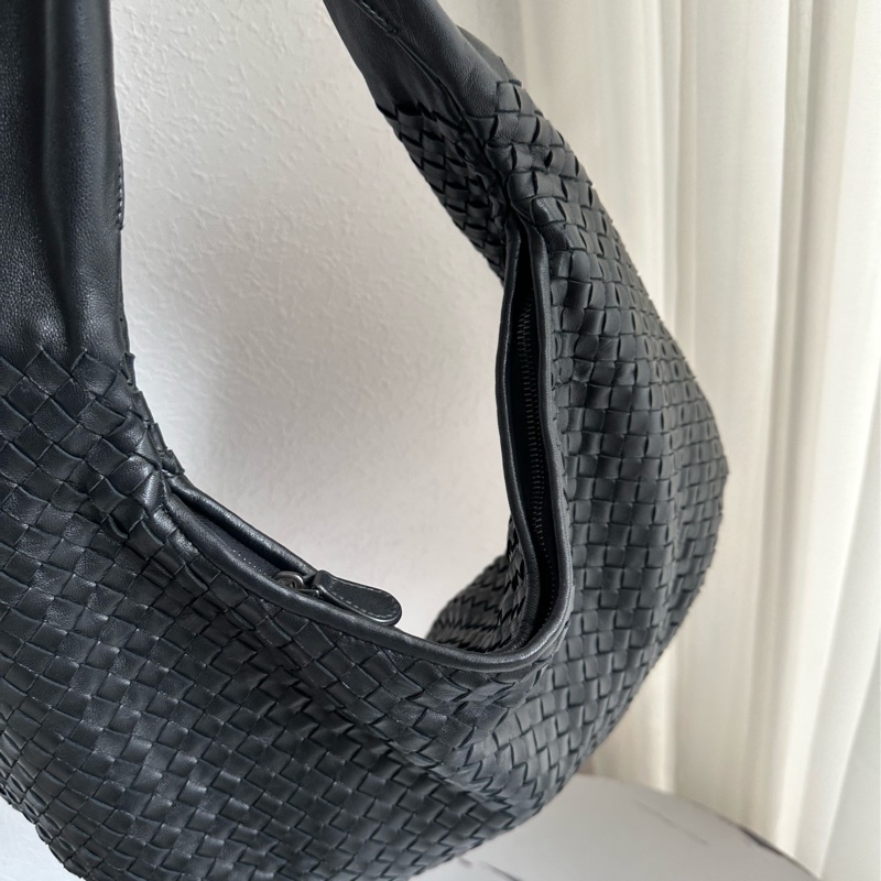 BV大黑色和尚包 超時尚-8