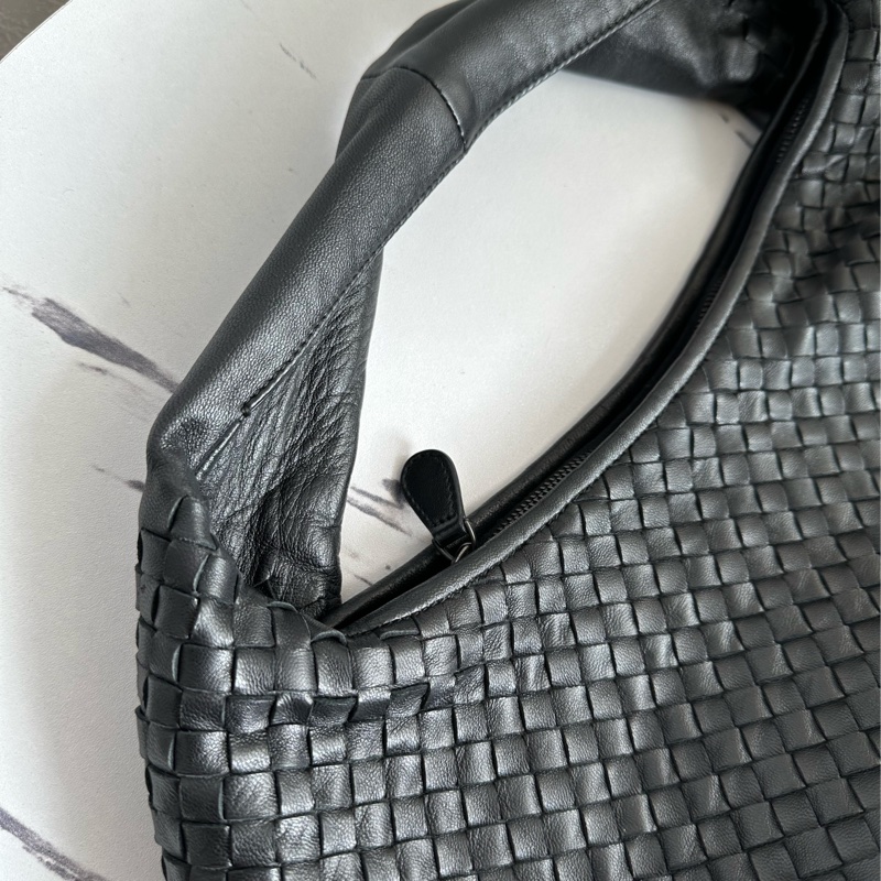 BV大黑色和尚包 超時尚-9