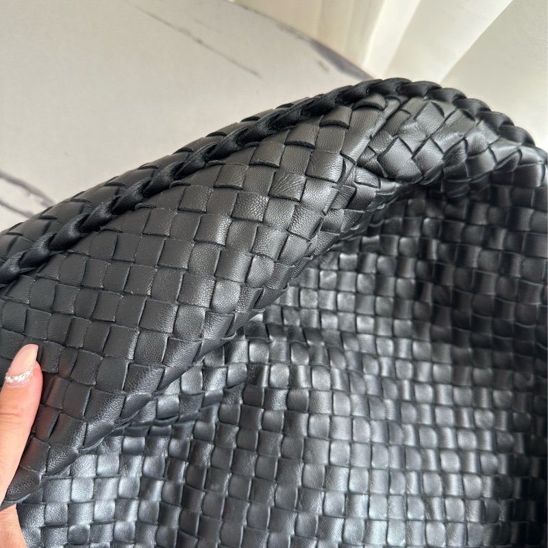 BV大黑色和尚包 超時尚-16