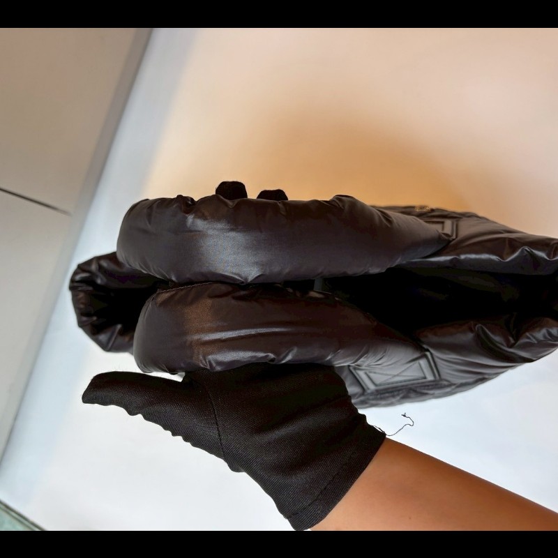 Chanel 黑色尼龍托特包小號 cocoon-5