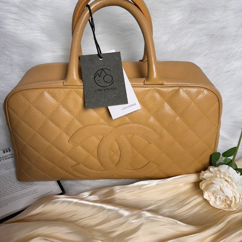 現貨Chanel奶茶色保齡球手提包-4