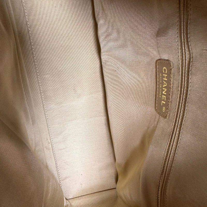 現貨Chanel奶茶色保齡球手提包-8