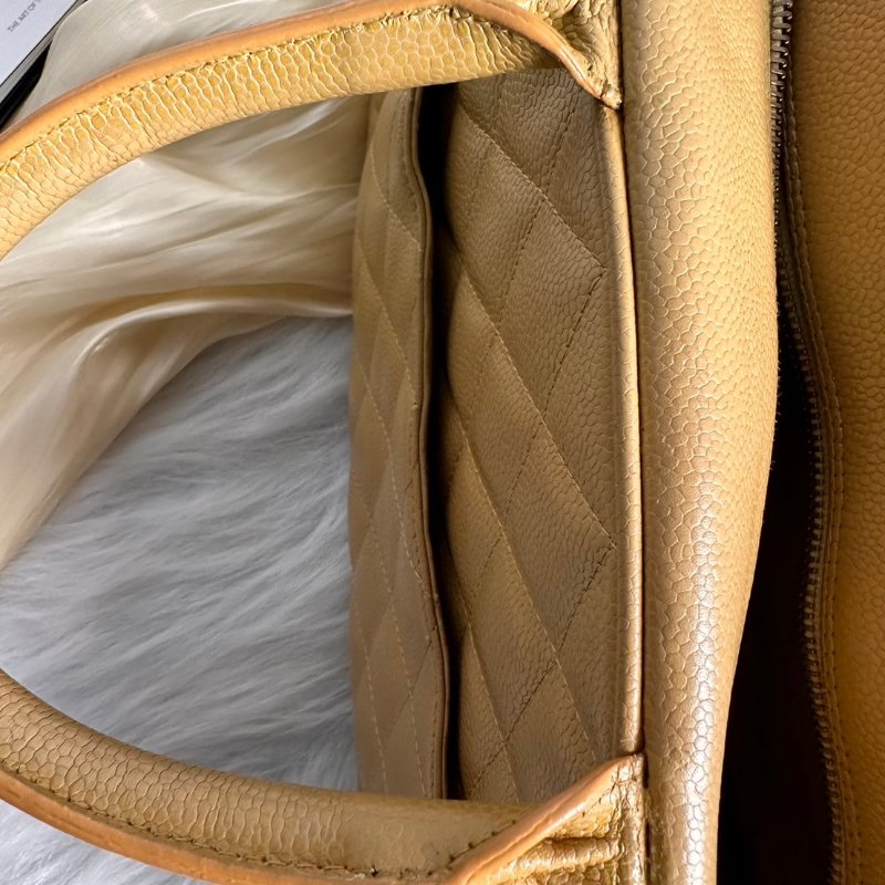 現貨Chanel奶茶色保齡球手提包-9