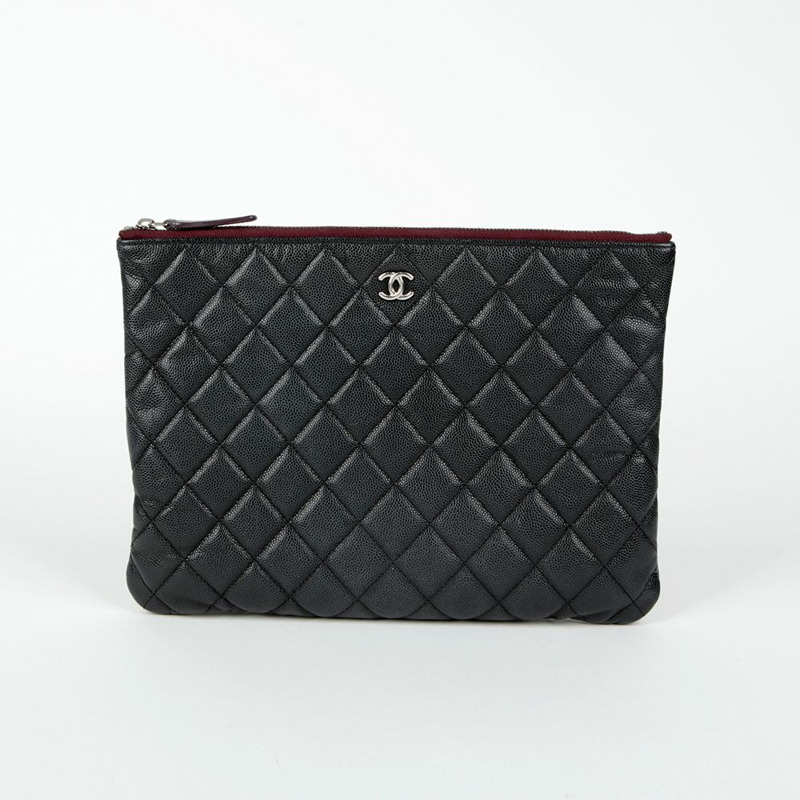 CHANEL Caviar Skin 經典新款中型手拿包 A82545-1