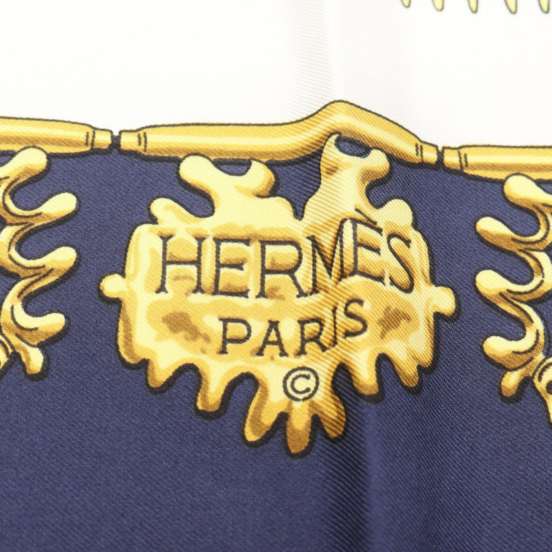 HERMES Carre90 LES CAVALIERS D'OR 圍巾 絲綢 海軍藍 白金 白色 二手 女士-1