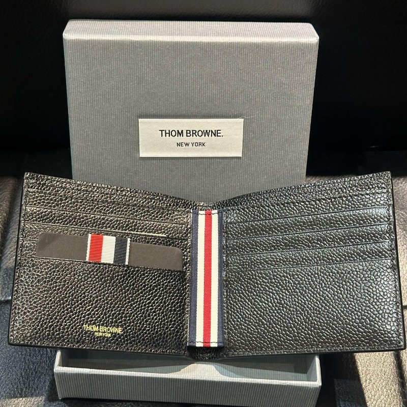 💎Han's house精品服飾💎Thom Browne TB 荔枝皮 短夾 意大利製 現貨 原價13900-0