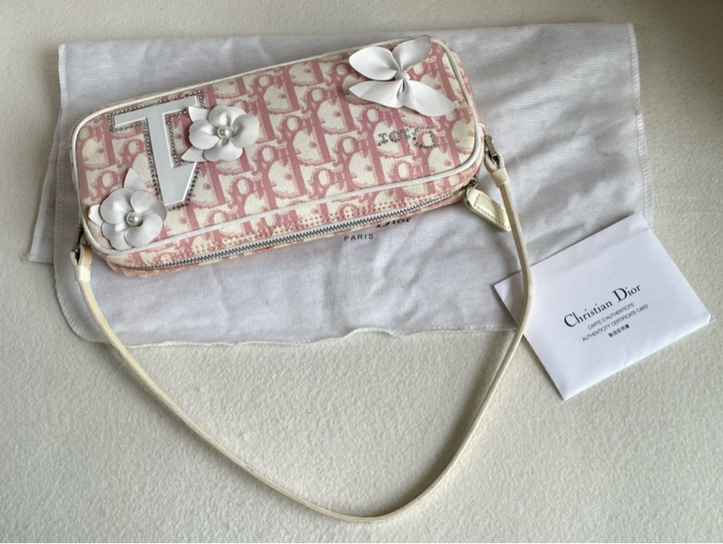 Dior 粉色老花花朵水鑽迷你 肩背包-16