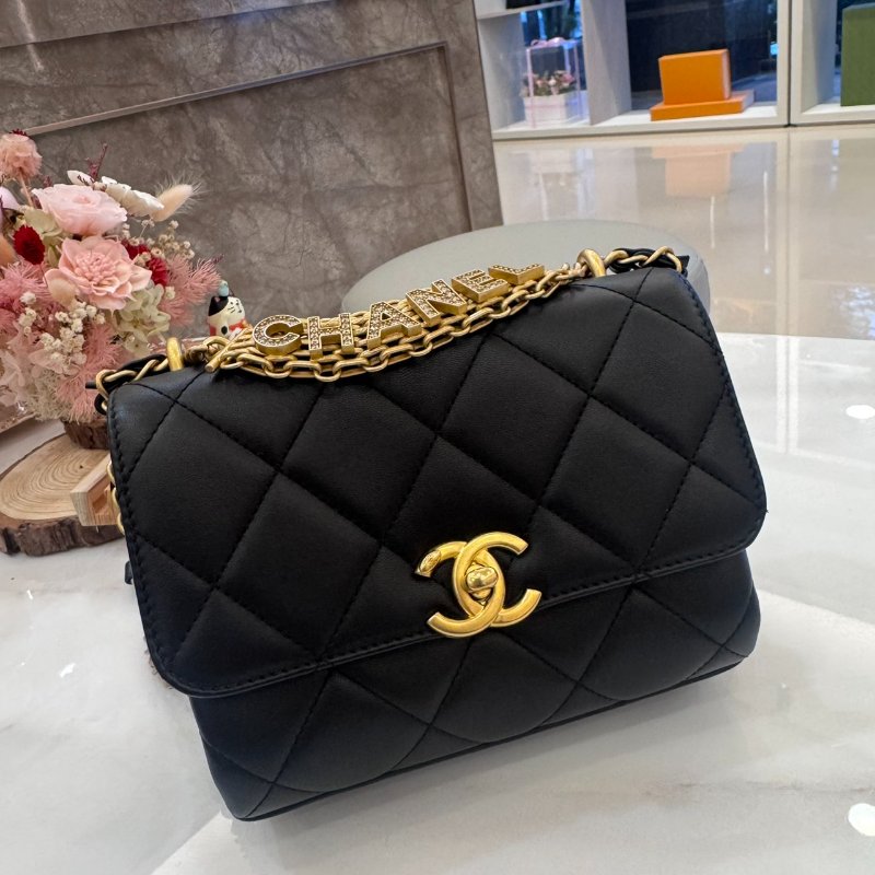 *SHIHNA名牌精品* Chanel 22S Mini Flap bag 鑲鑽字樣提把迷你口蓋手提/肩背二用包(黑色/金釦)-0