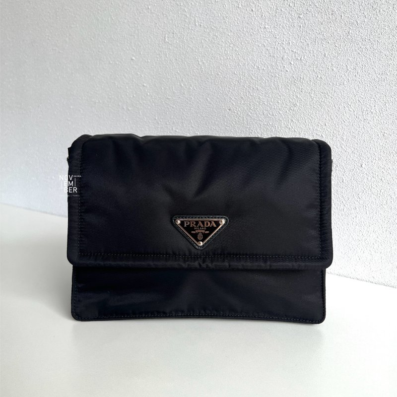 全新🖤 Prada 普拉達 Traveller Re-Nylon 郵差包-0
