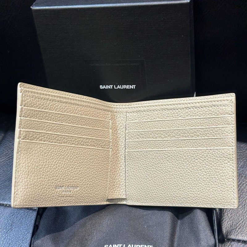 💎Han's house精品服飾💎SAINT LAURENT YSL 小牛皮 荔枝紋 短夾 原價18400-5