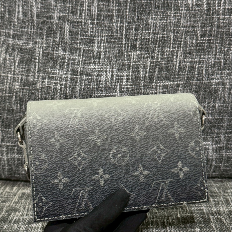 LV新款漸層steamer-5