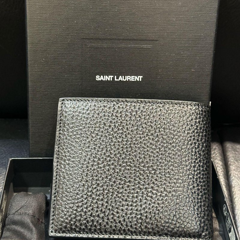 💎Han's house精品服飾💎SAINT LAURENT YSL 小牛皮 荔枝紋 短夾 義大利製 現貨 原價18400-5