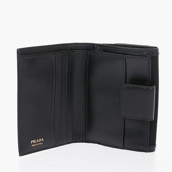 💎Han's house精品服飾💎PRADA 三角鐵牌 尼龍 牛皮 三折 零錢袋 短夾 義大利製-2