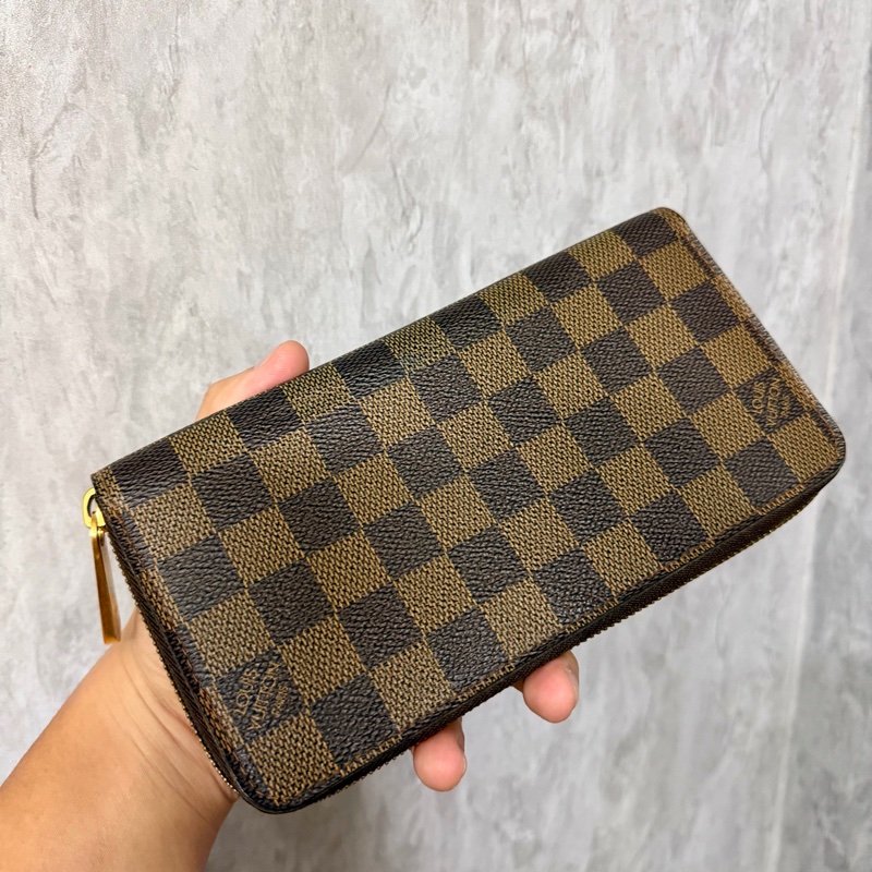 Lv 經典棋盤格對開拉鍊長夾-0