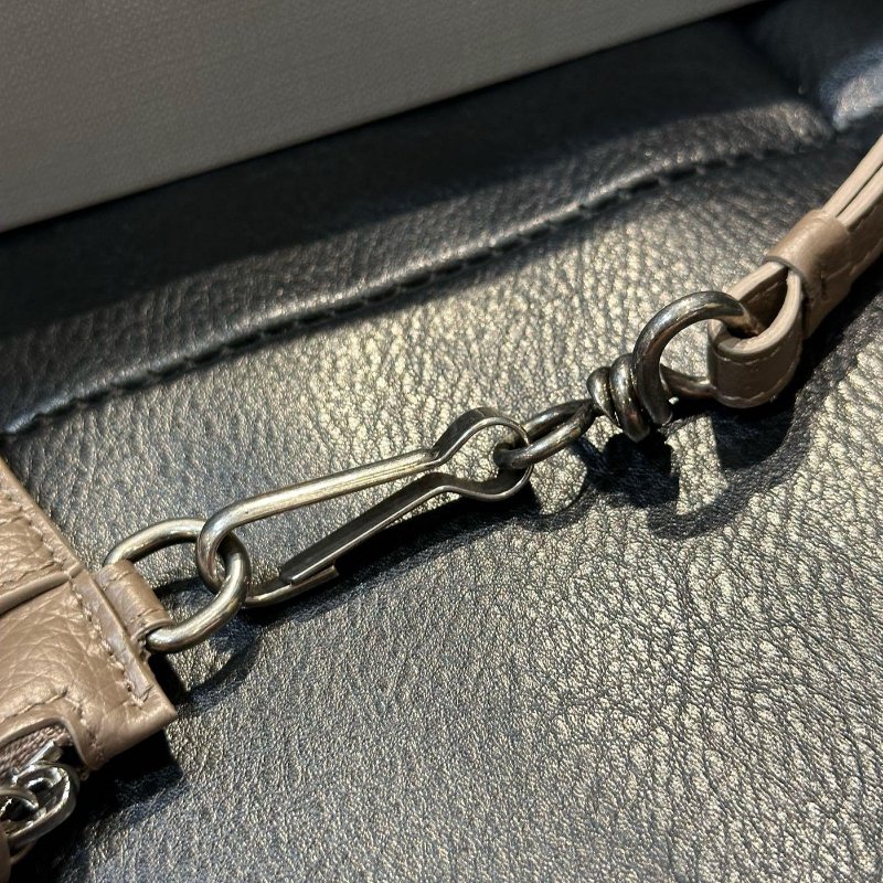 💎Han's house精品服飾💎Balenciaga 巴黎世家 機車牛皮 卡夾 零錢包 8X13CM 原價16950-5