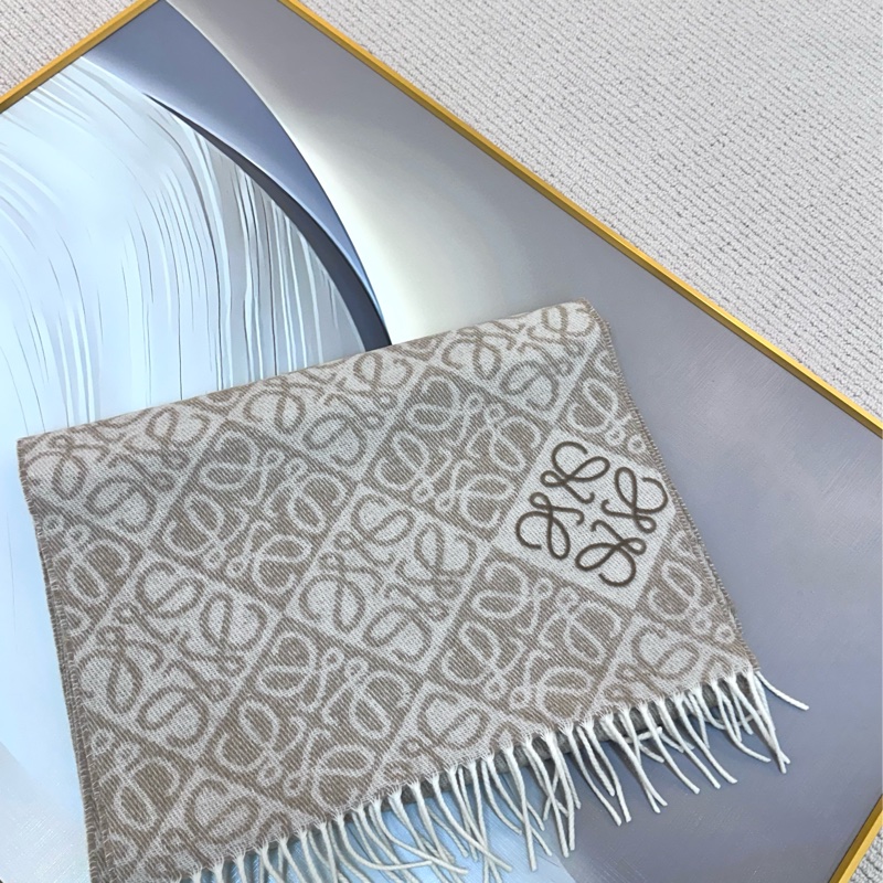 【全❤️】LOEWE Anagram scarf 羅意威羊絨羊毛刺繡奶茶色 圍巾頸巾女款 米色-0