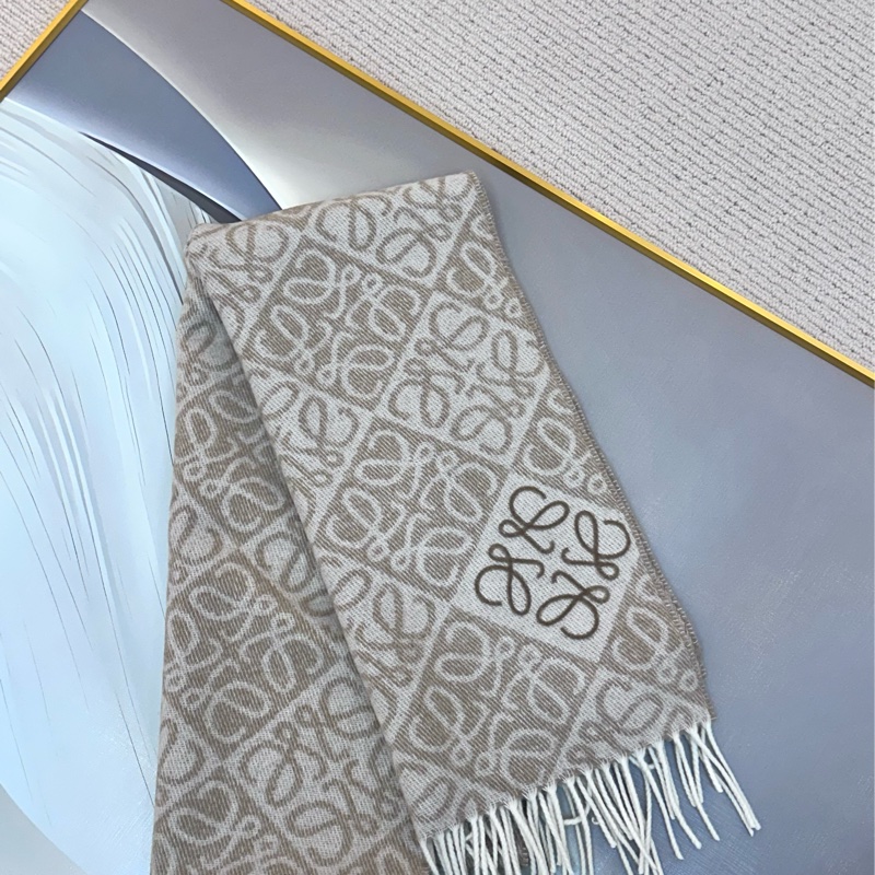 【全❤️】LOEWE Anagram scarf 羅意威羊絨羊毛刺繡奶茶色 圍巾頸巾女款 米色-2