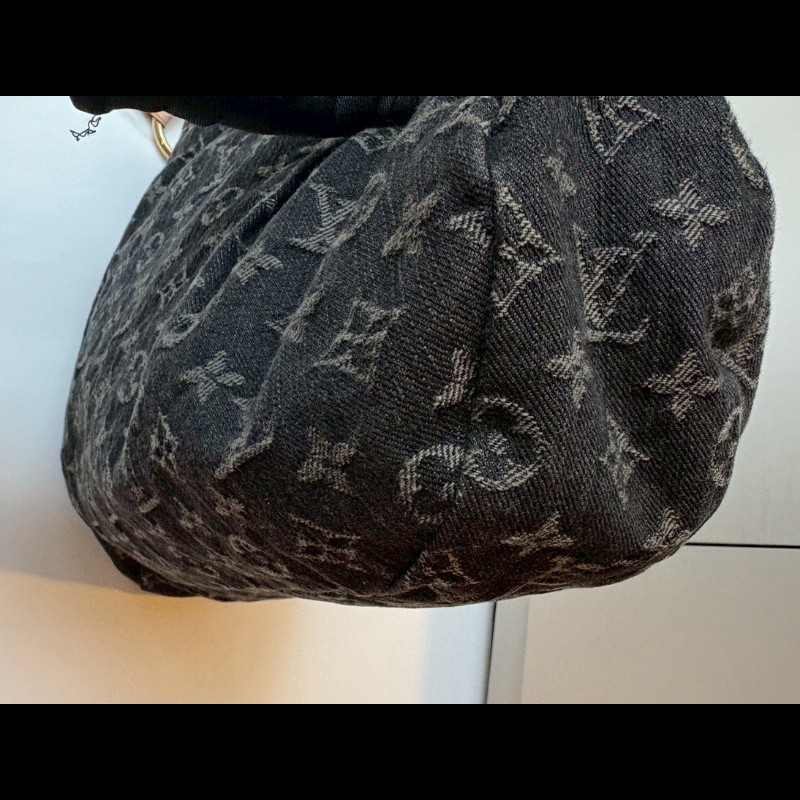 LV 單把黑丹寧布hobo包-10