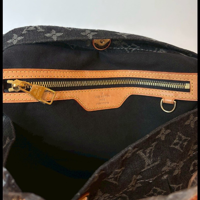 LV 單把黑丹寧布hobo包-17