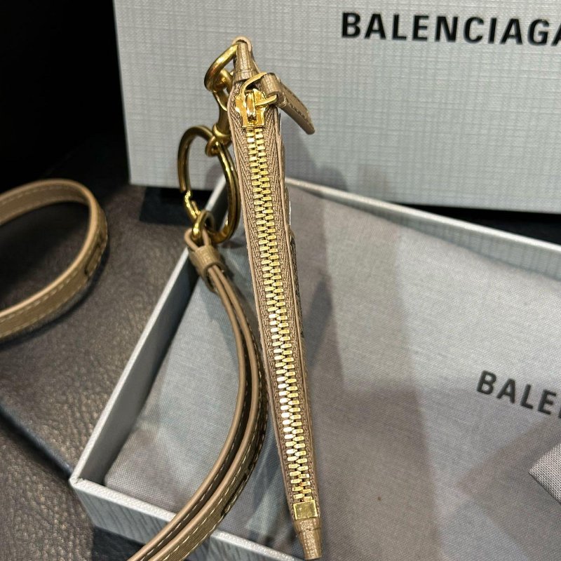 💎Han's house精品服飾💎 Balenciaga 巴黎世家 手拿 卡夾 零錢包 8X13CM 原價11200 1 直購-4
