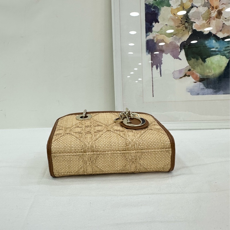 DIOR/D-JOY mini草編藤格紋橫版小戴妃mini尺寸 兩條肩帶 24年編碼 99新-5