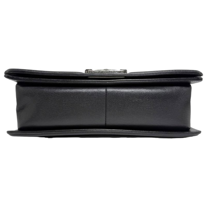 【2403】香奈兒Chanel Le Boy 中號  黑色 22 系列小牛皮斜挎包-6