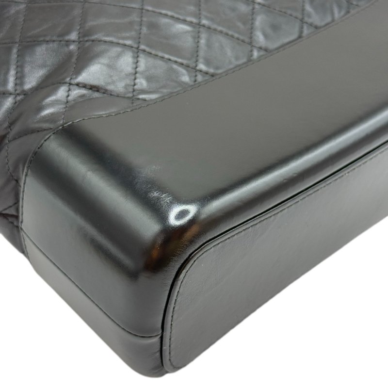 【2049】香奈兒Chanel Gabrielle 流浪包 黑色 中號 26 系列小牛皮斜挎包-11