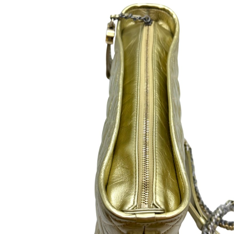 【2029】香奈兒 Gabrielle流浪包 中號 金色斜背包 25 系列小牛皮-4