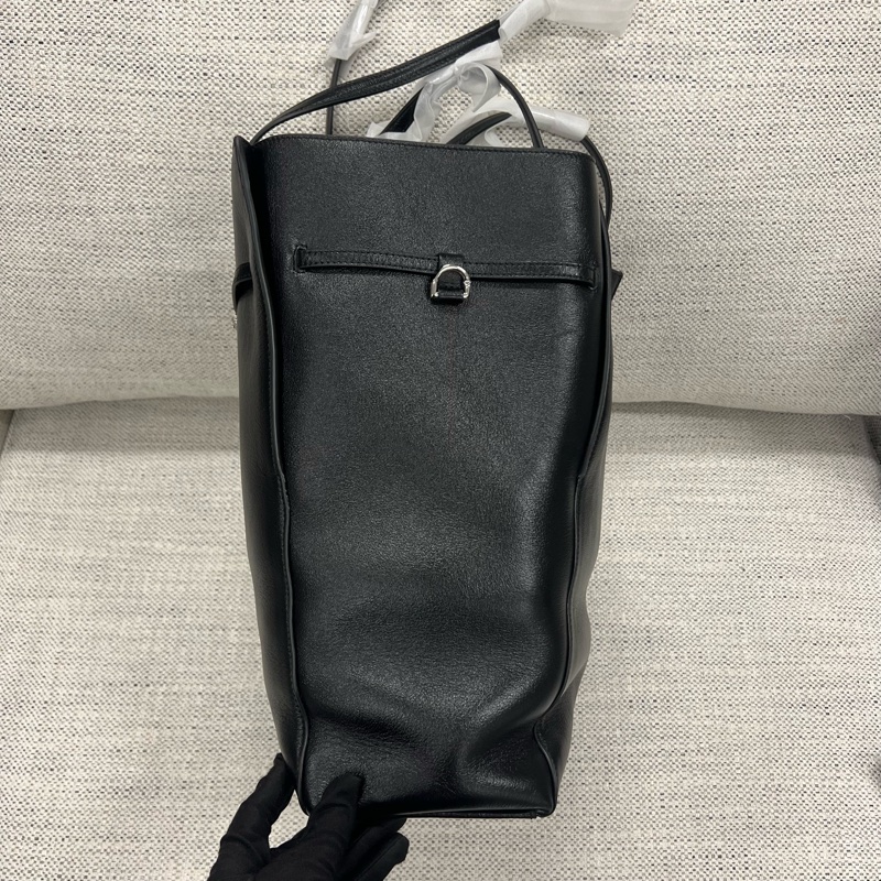 Givenchy纪梵希托特包-1