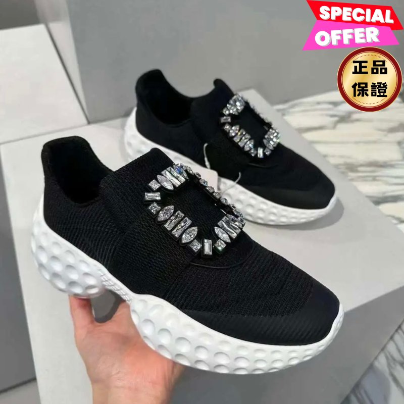 🎉新品好折扣✨Roger Vivier 女款 Viv Run Moonlight 鑽釦織物運動鞋 黑色/增高7.5公分 EU 35/35.5/36/36.5/37/37.5/38 ( 購買請告知所需尺寸)-0