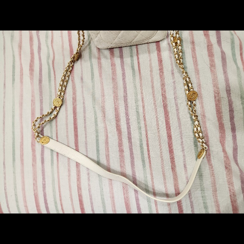 極新】CHANEL 22C系列 白雪公主奶白色＋金色五金 方胖子包-7