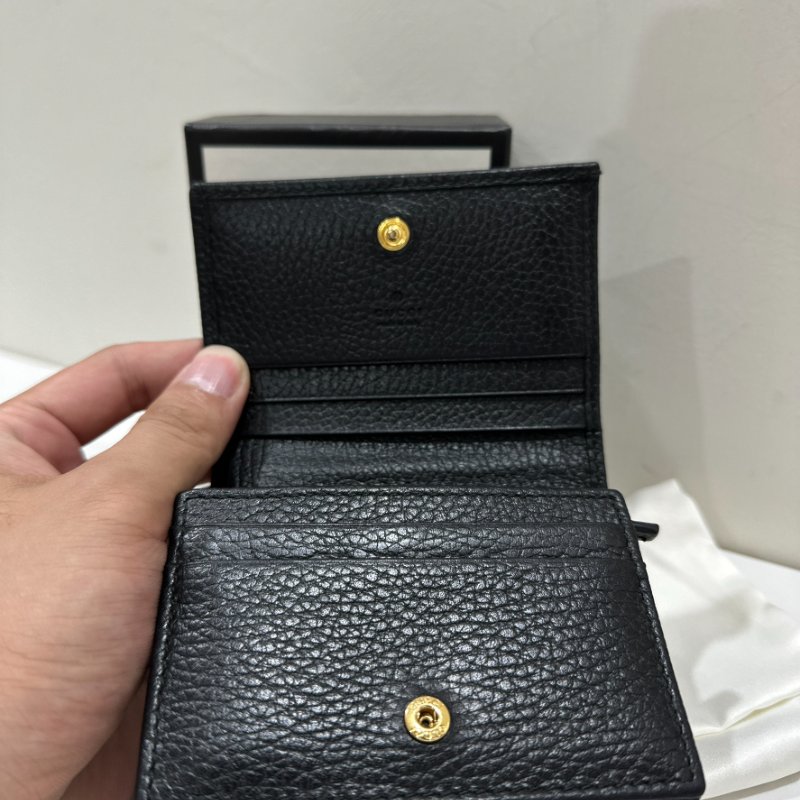 Gucci 荔枝牛皮金扣黑色短夾-7