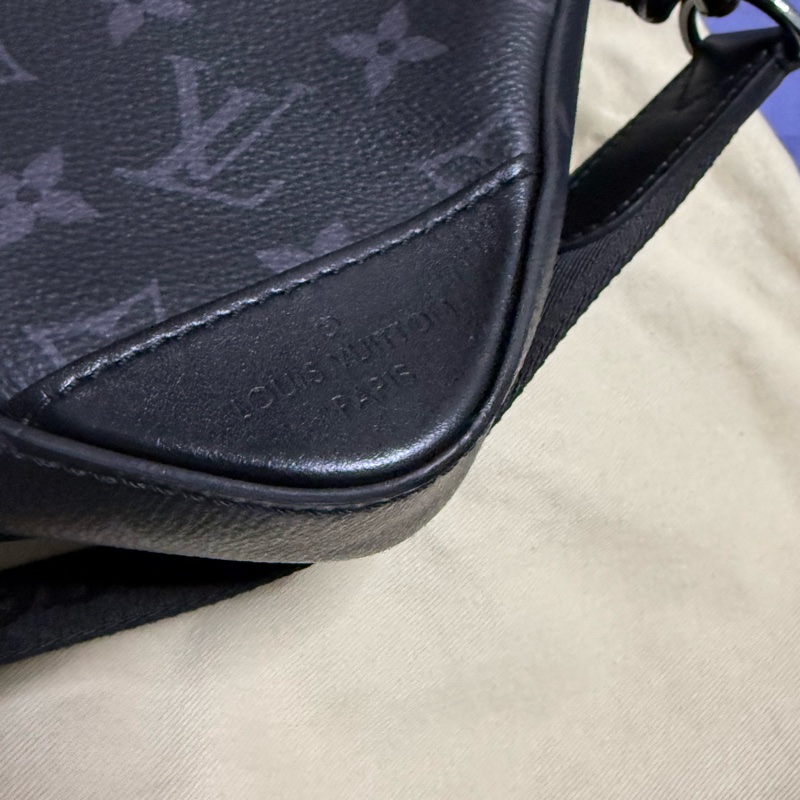 Louis Vuitton Alpha Wearable Wallet(Monogram Eclipse款式)-2