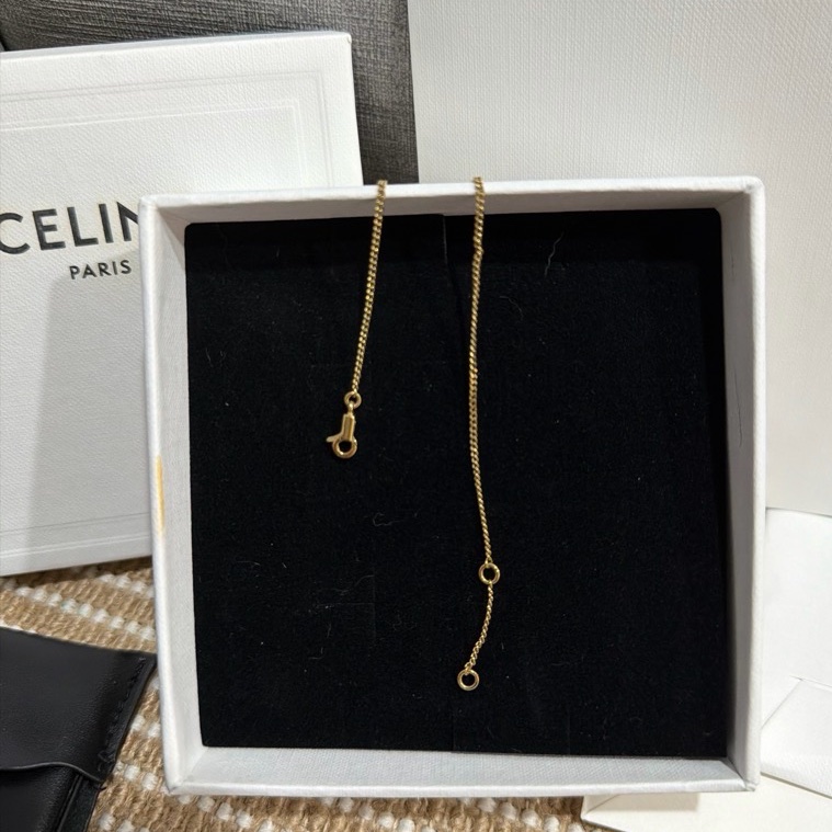Celine 字母項鍊-5