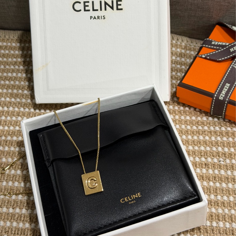 Celine 字母項鍊-8