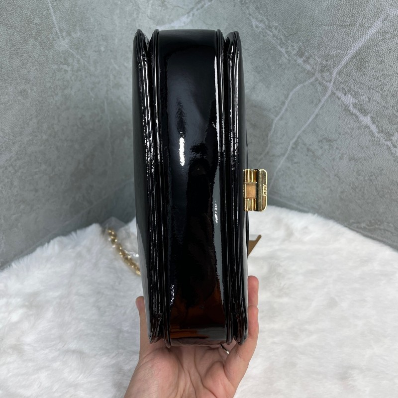 CELINE 金屬字母C扣鏈條 黑色漆皮 斜背肩背包 中號-3