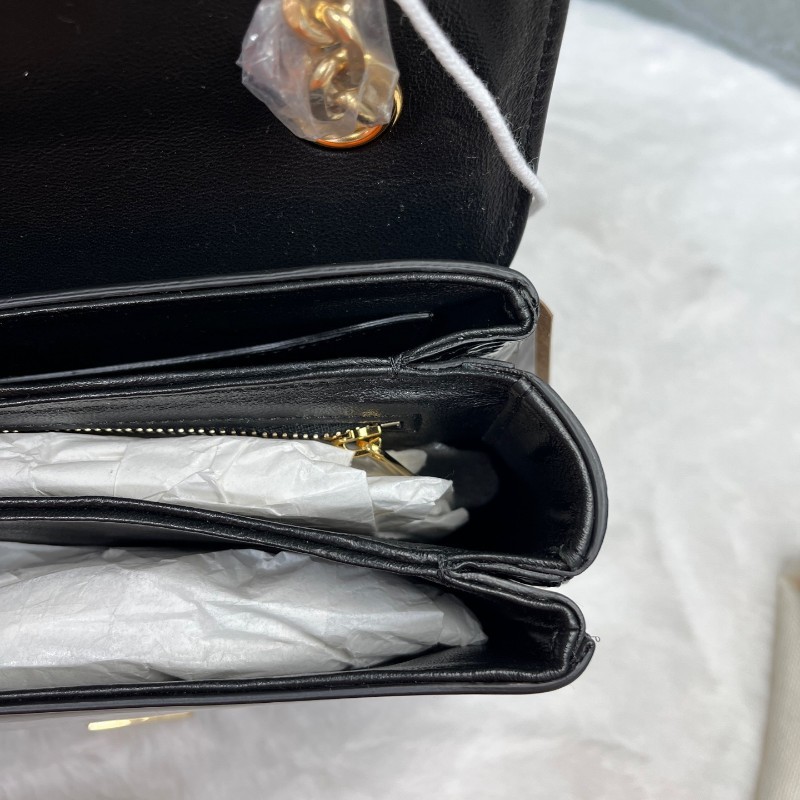 CELINE 金屬字母C扣鏈條 黑色漆皮 斜背肩背包 中號-16