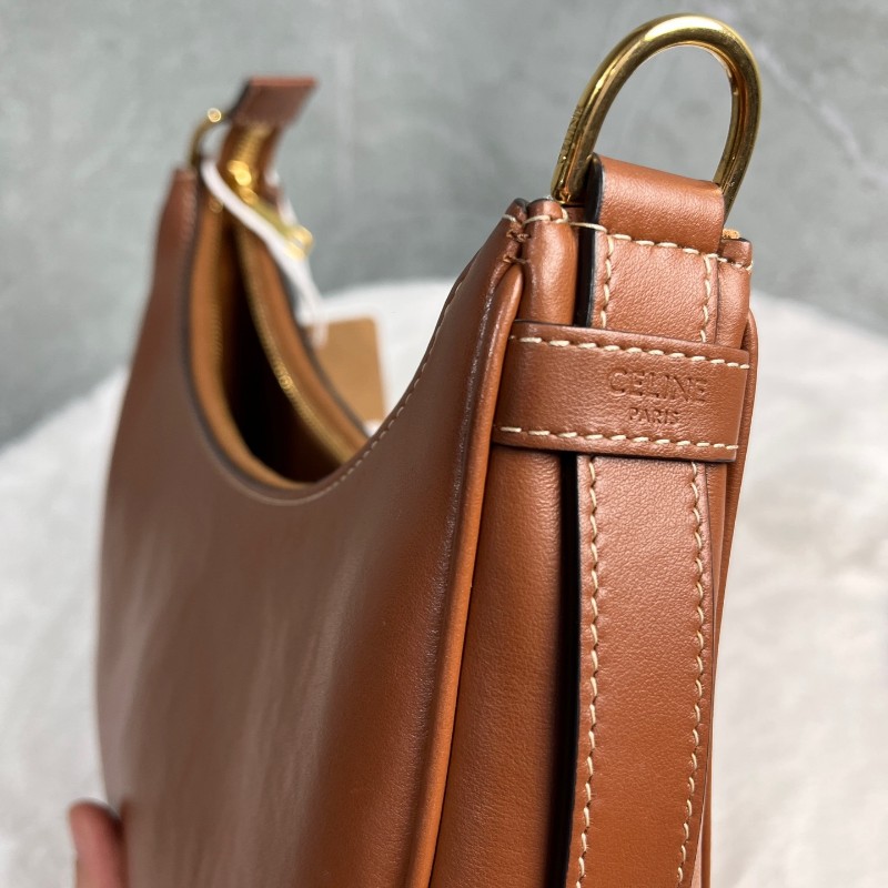 Celine Ava棕色字母logo 肩背包-15