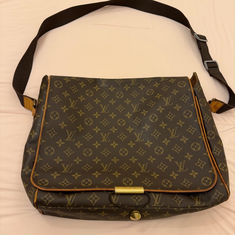 LV M45257老花郵差包 王建民包-0