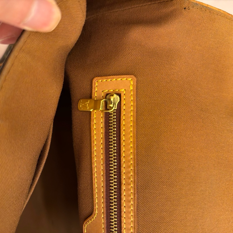 LV M45257老花郵差包 王建民包-9