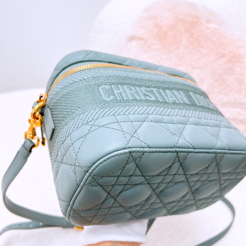 Dior travel vanity 灰色化妝包/斜挎包-4